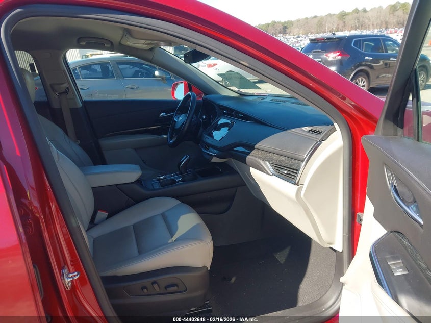 2021 Cadillac Xt4 Fwd Premium Luxury