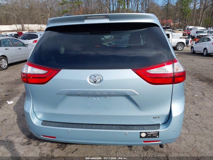 2015 Toyota Sienna Xle 8 Passenger VIN: 5TDYK3DC3FS585956 Lot: 44402696