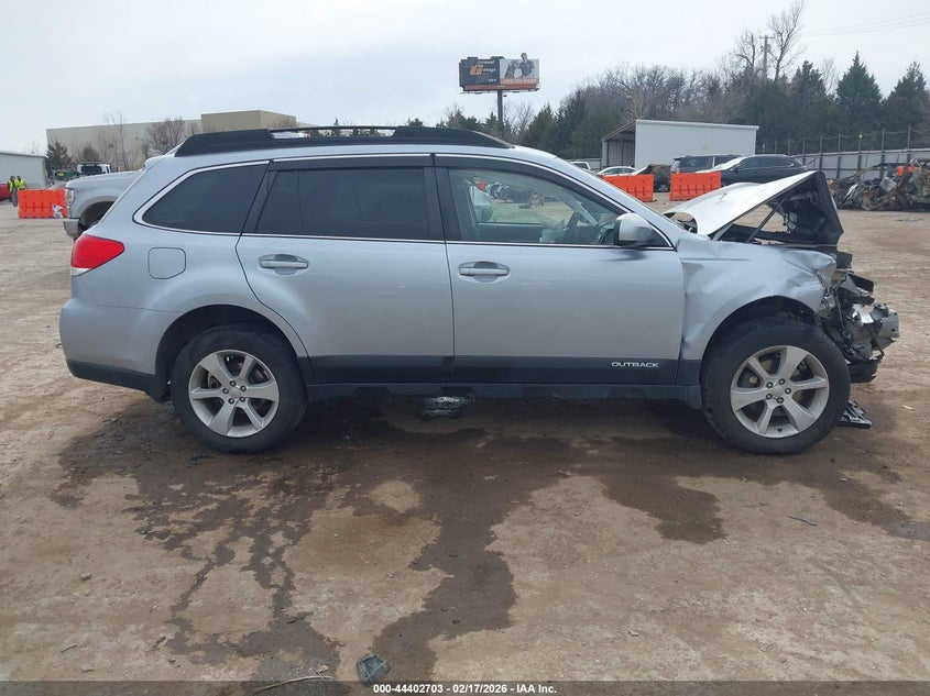 2013 Subaru Outback 2.5I Premium VIN: 4S4BRCCC7D3284829 Lot: 44402703