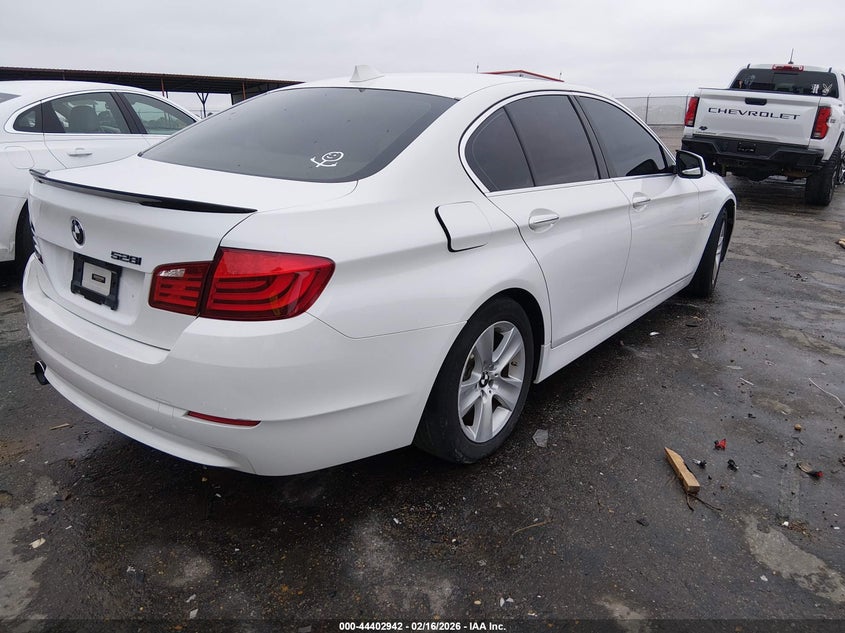 2013 BMW 528I