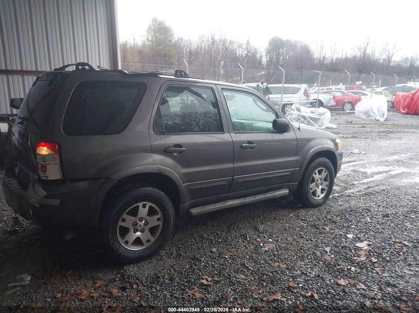 2005 Ford Escape Limited