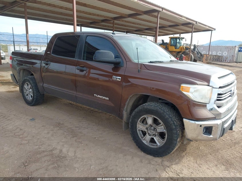 5TFEW5F17GX204104 2016 Toyota Tundra Sr5 5.7L V8 auction photo 1