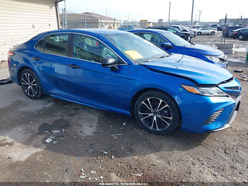 2020 Toyota Camry Se