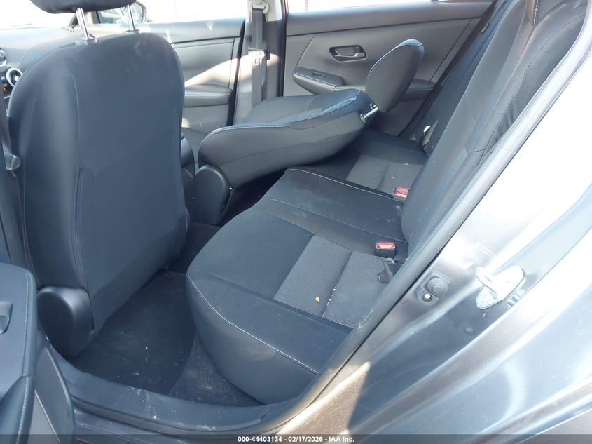 2025 NISSAN SENTRA auction photo 8