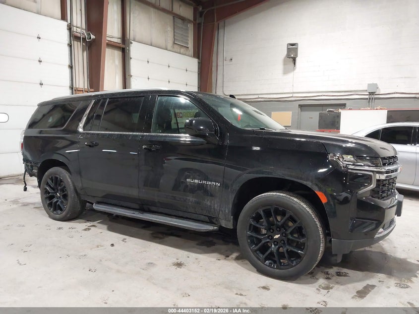 2024 Chevrolet Suburban 4Wd Ls