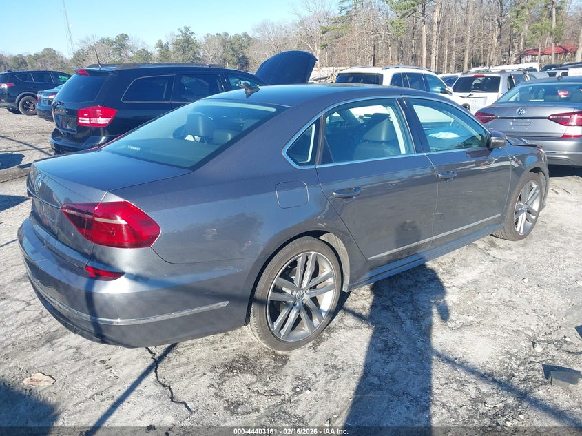 2017 Volkswagen Passat 1.8T R-Line