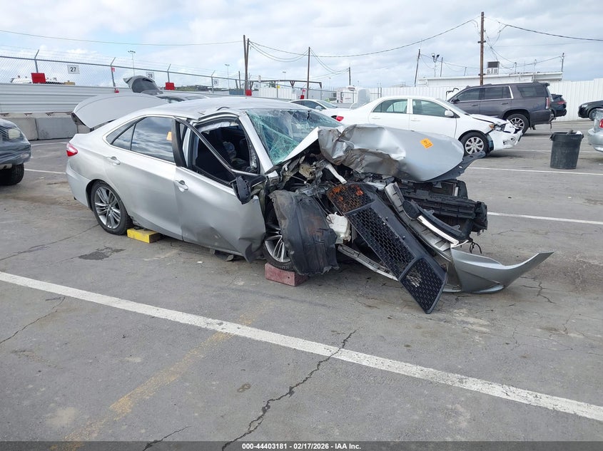 2016 Toyota Camry Se