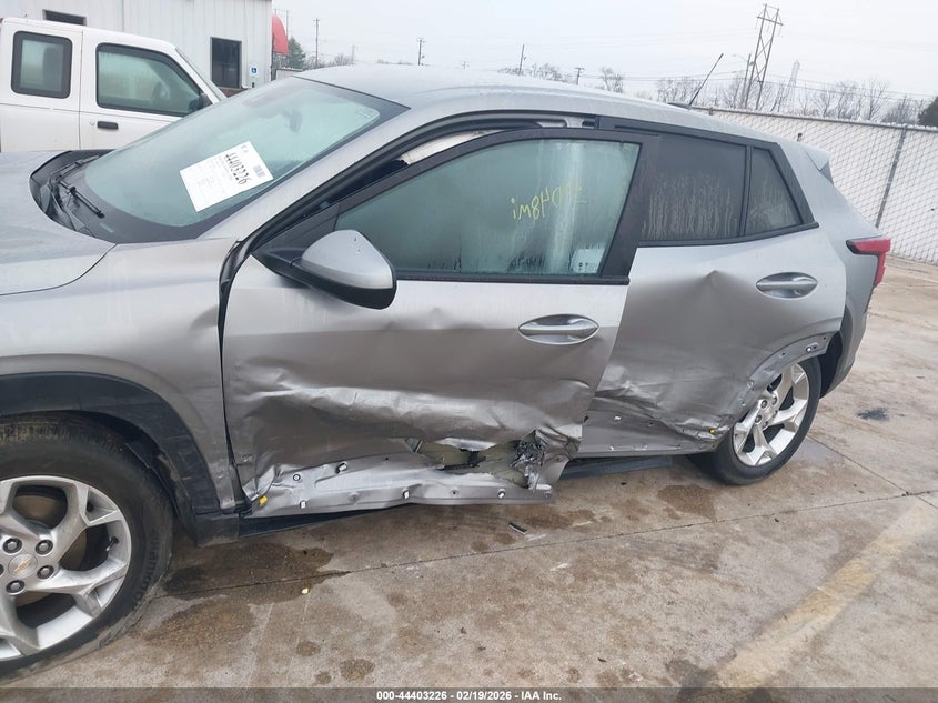 VIN KL77LFE23RC029133 2024 CHEVROLET TRAX LS