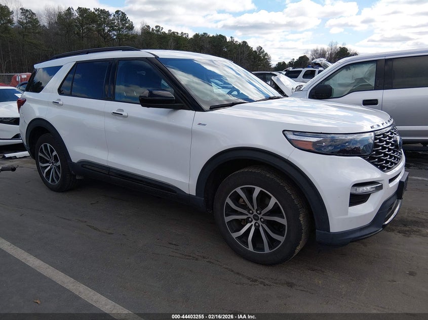 2022 Ford Explorer St-Line