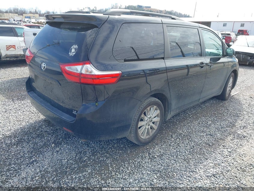 2015 Toyota Sienna Le 7 Passenger