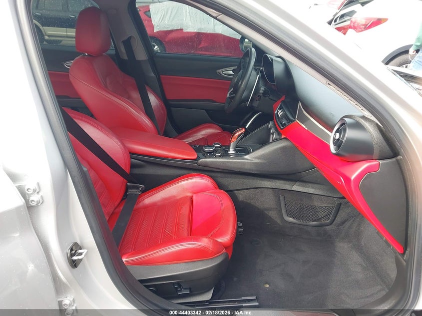 2019 Alfa Romeo Giulia Ti Sport Rwd