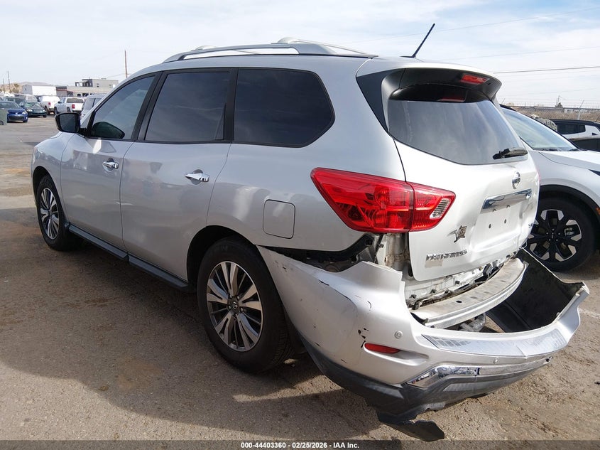 2017 Nissan Pathfinder Sv