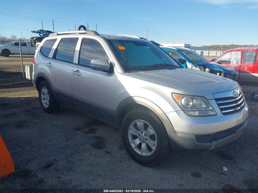 KNDJJ741795011638 KIA BORREGO Photo 1