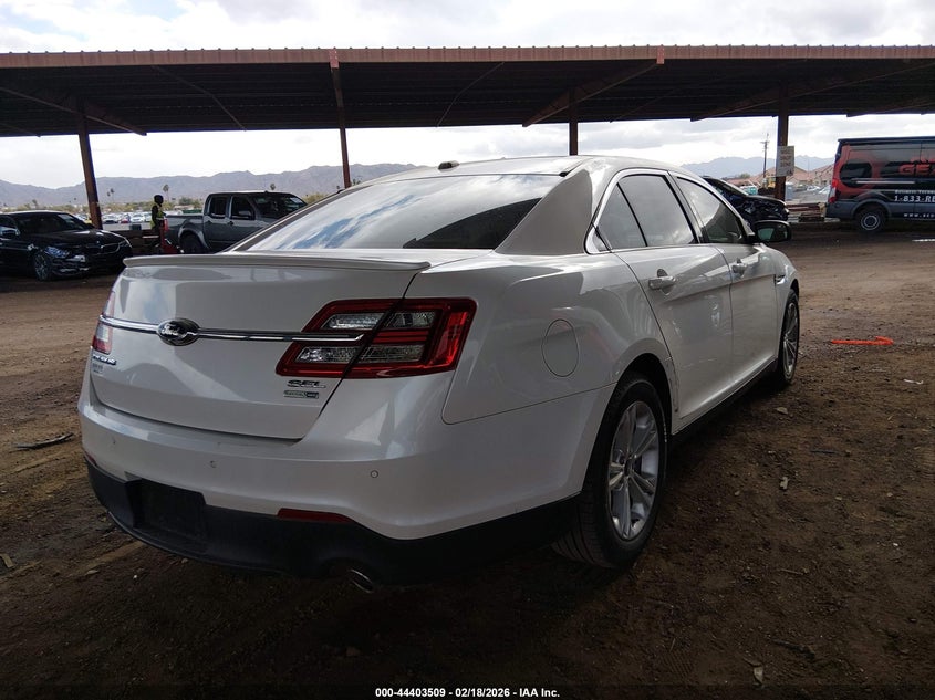 2015 Ford Taurus Sel