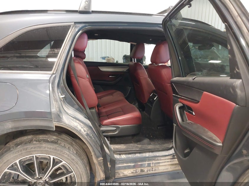 2025 Mazda Cx-70 Phev Premium Plus Package VIN: JM3KJEHAXS1110560 Lot: 44403585