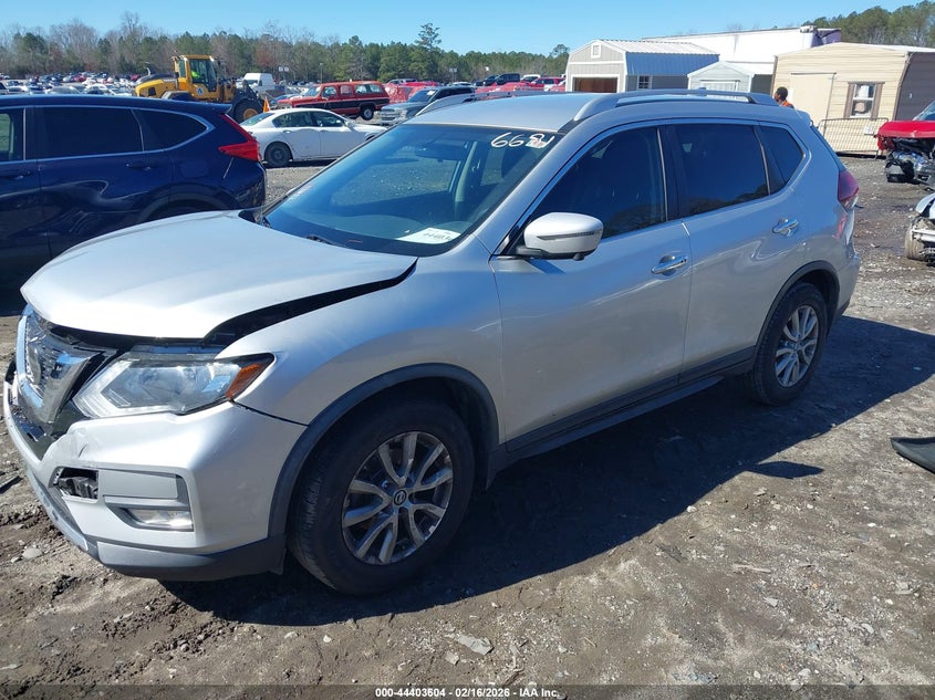 2018 Nissan Rogue Sv