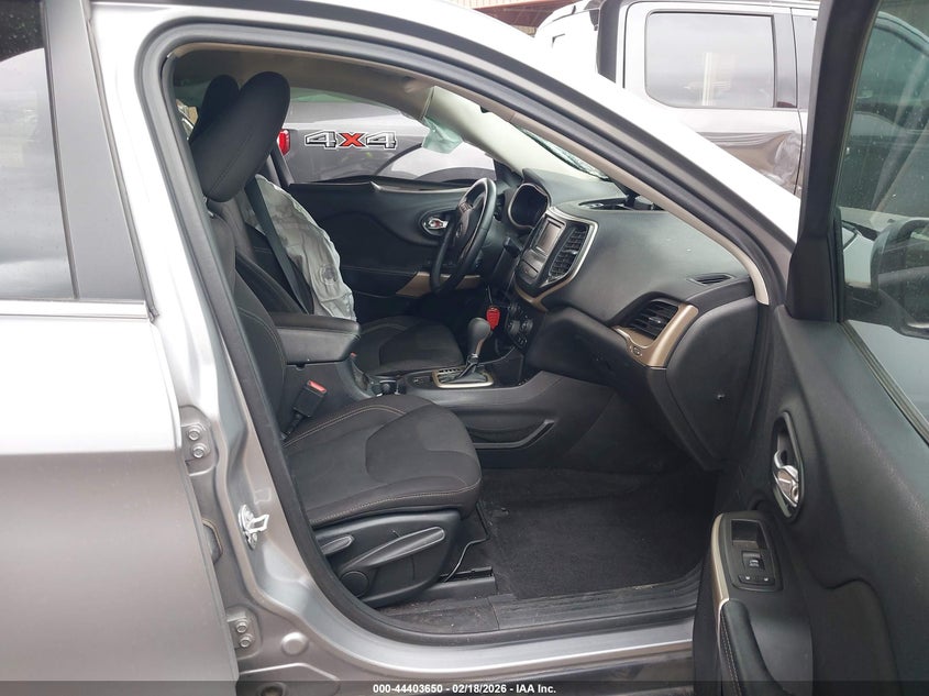 2017 Jeep Cherokee Latitude Fwd