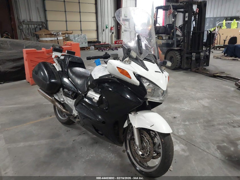 JH2SC51726M400255 HONDA ST1300 Photo 1
