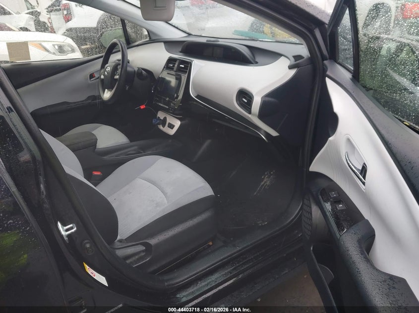 2018 Toyota Prius One