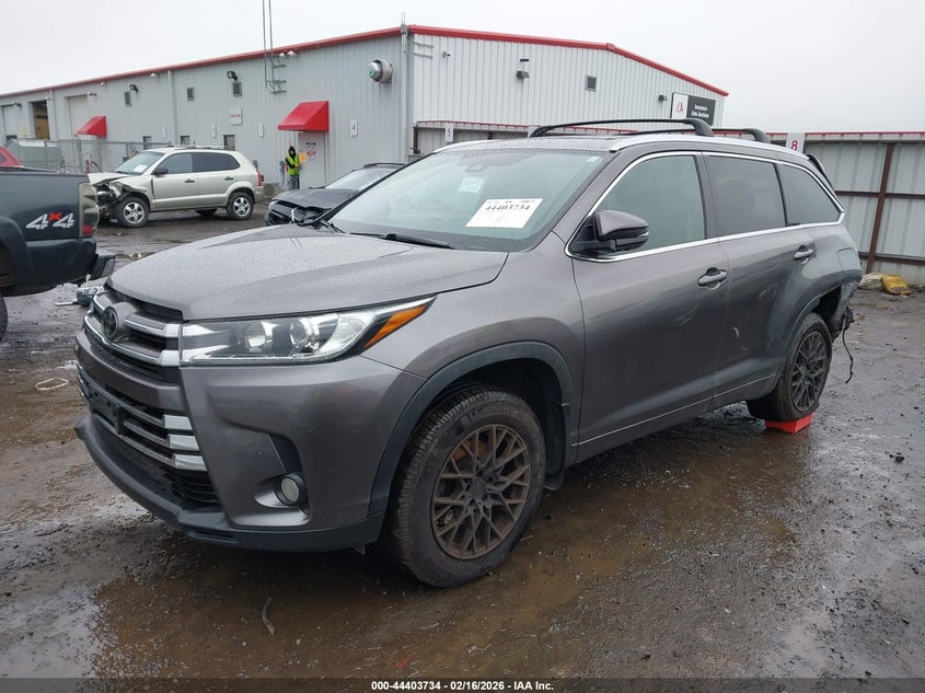 2017 Toyota Highlander Limited Platinum