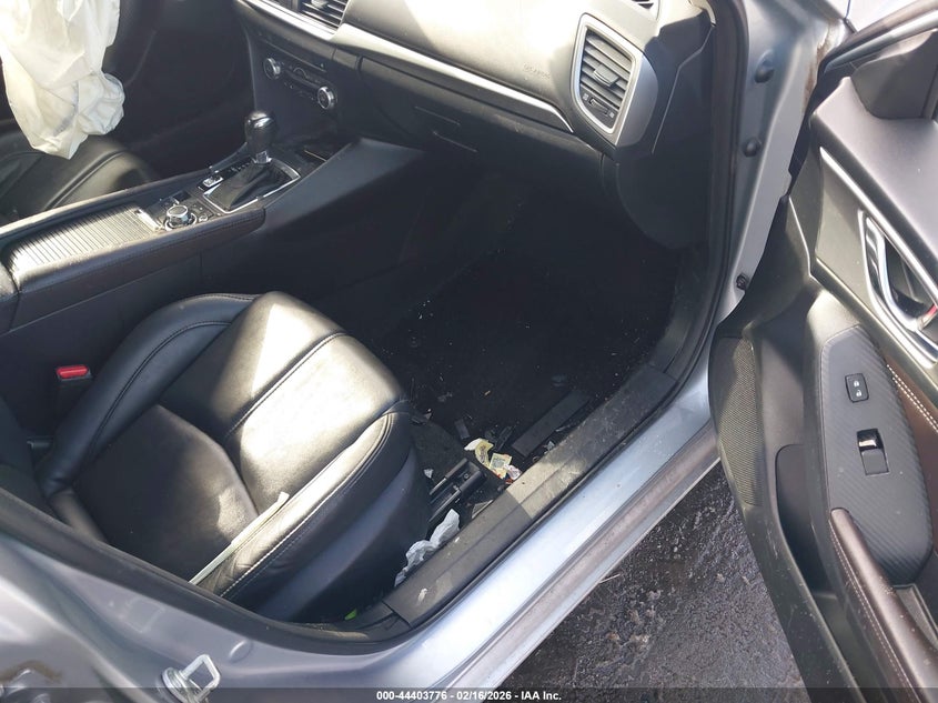 2018 Mazda Mazda3 Touring