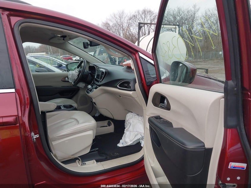 2021 Chrysler Voyager Lxi