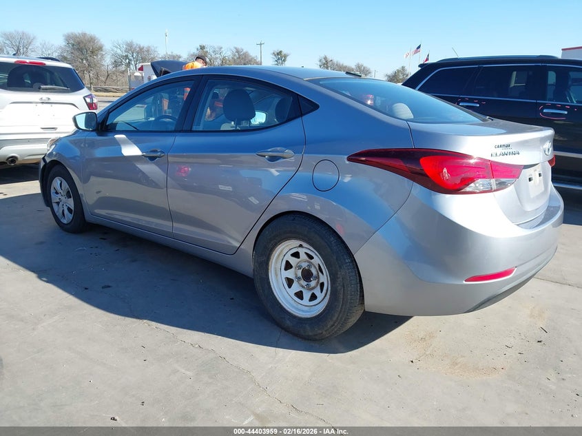 2016 Hyundai Elantra Se