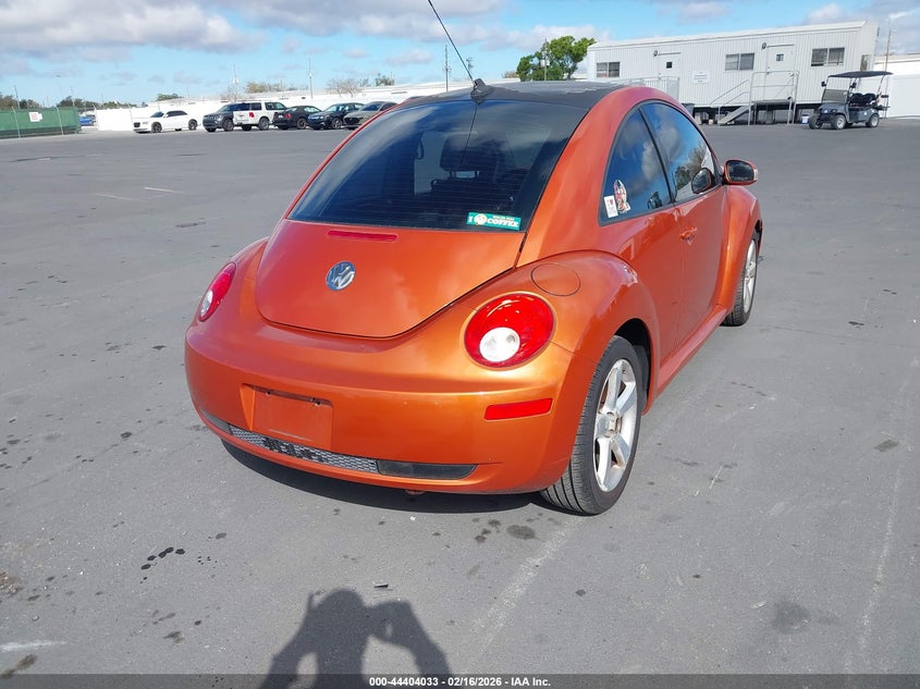 2010 Volkswagen New Beetle 2.5L Red Rock Edition