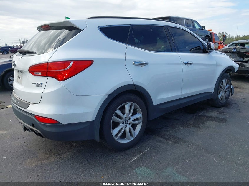 2016 Hyundai Santa Fe Sport 2.0L Turbo