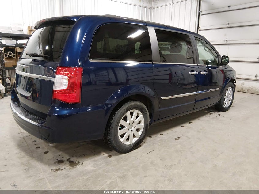 2015 Chrysler Town & Country Touring