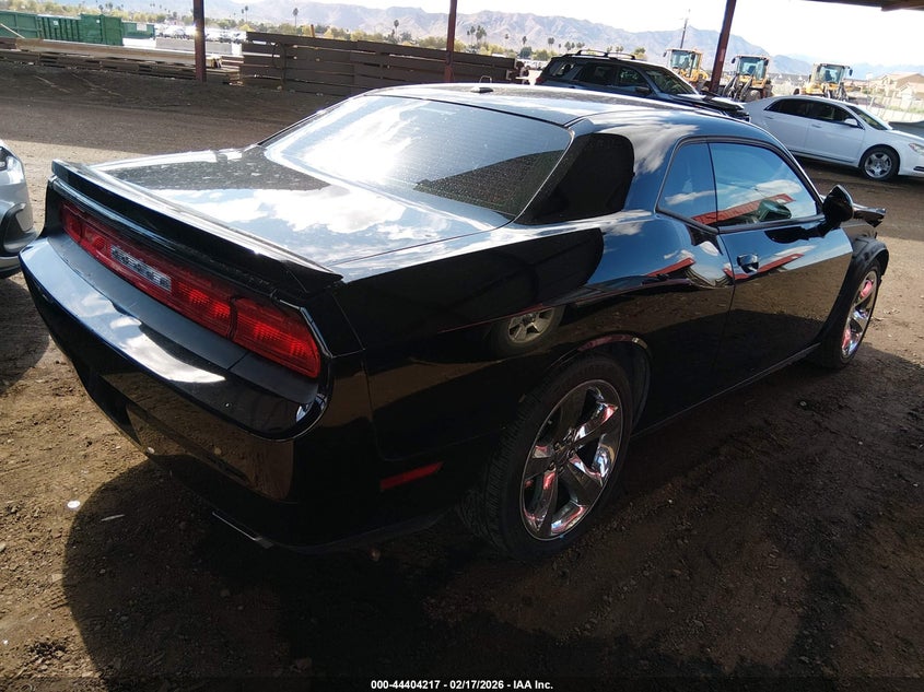 2013 Dodge Challenger R/T Plus