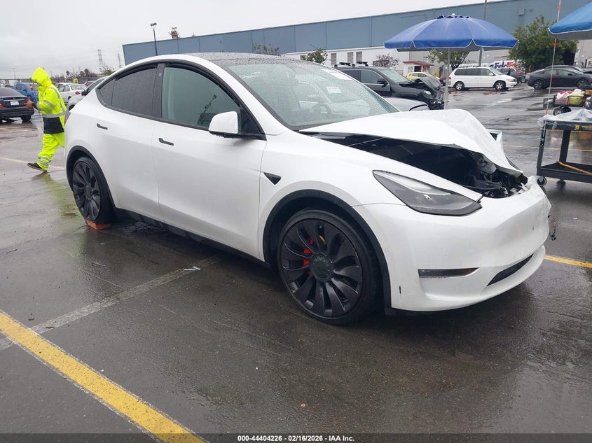 2022 Tesla Model Y Performance Dual Motor All-Wheel Drive
