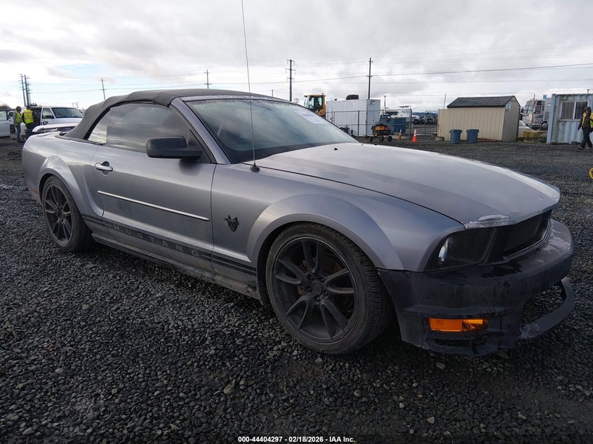 2006 Ford Mustang V6