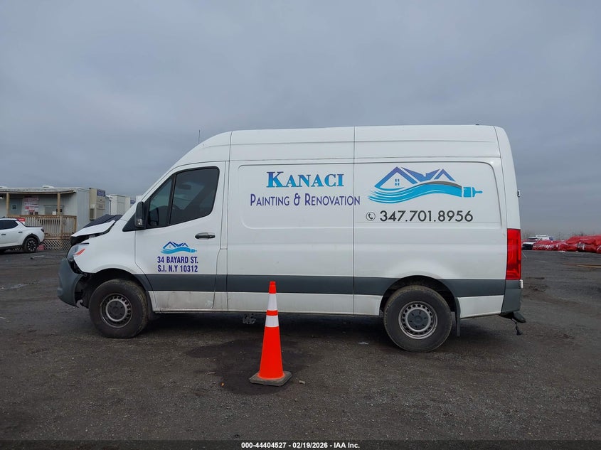 2020 Mercedes-Benz Sprinter 1500 Standard Roof I4 VIN: W1W70BGY6LT027071 Lot: 44404527