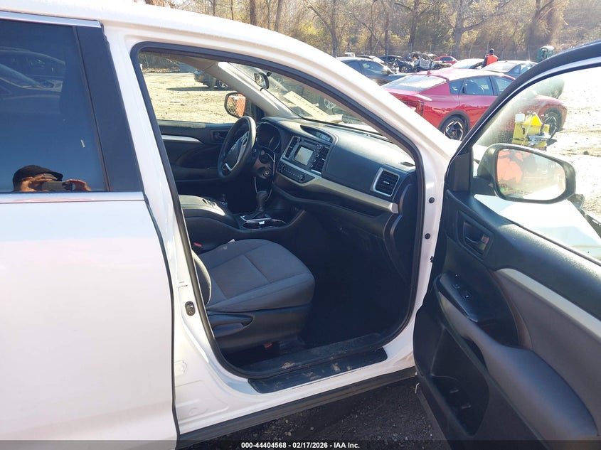 2018 Toyota Highlander Le