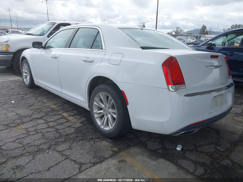 2016 Chrysler 300 Limited
