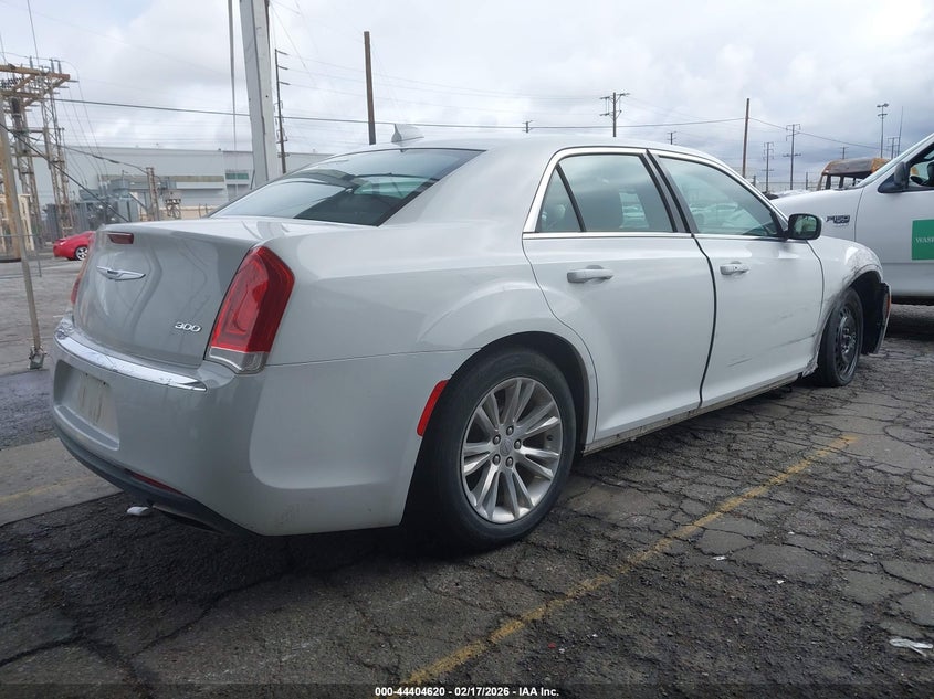 2016 Chrysler 300 Limited