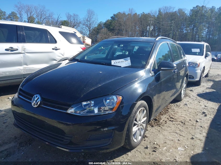 2016 Volkswagen Golf Sportwagen Tsi S 4-Door