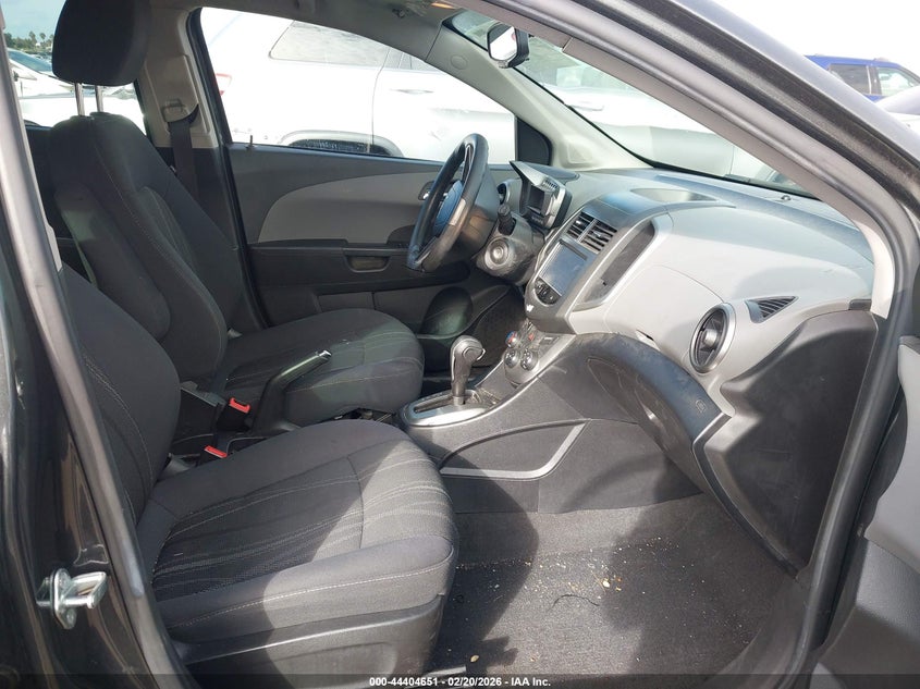 2016 Chevrolet Sonic Lt Auto