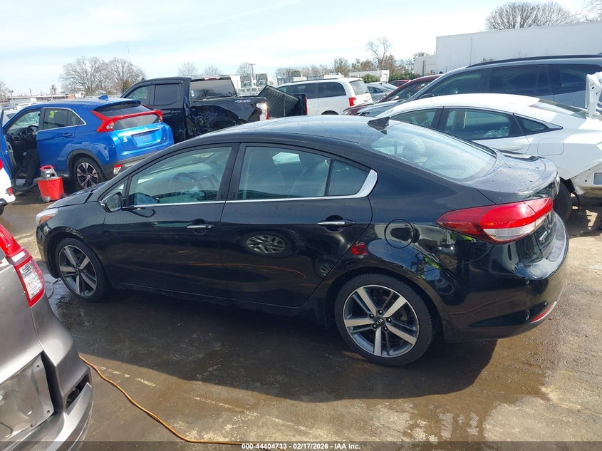 2017 Kia Forte Ex VIN: 3KPFN4A88HE114306 Lot: 44404733