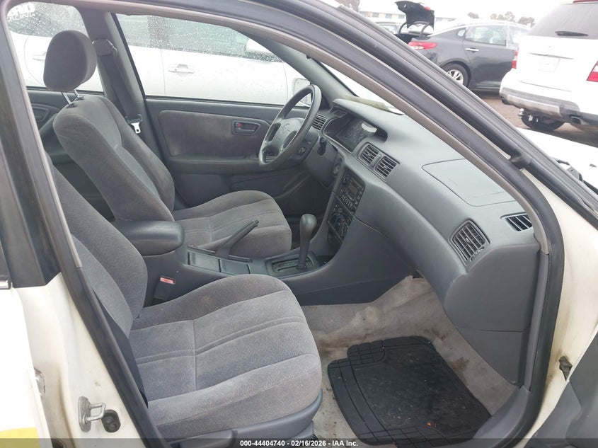 1999 Toyota Camry Le