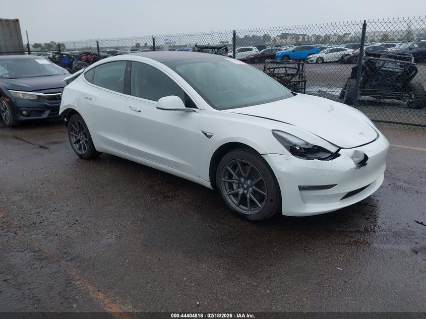 2018 Tesla Model 3 Long Range/Performance