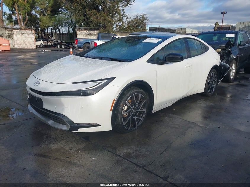 2025 Toyota Prius Plug-In Hybrid Xse