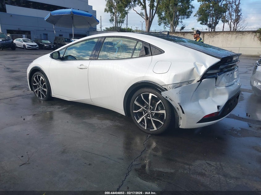 2025 Toyota Prius Plug-In Hybrid Xse