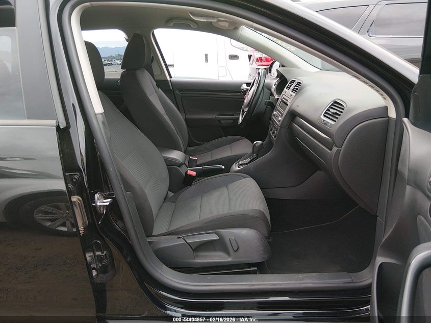 2013 Volkswagen Jetta Sportwagen 2.5L S