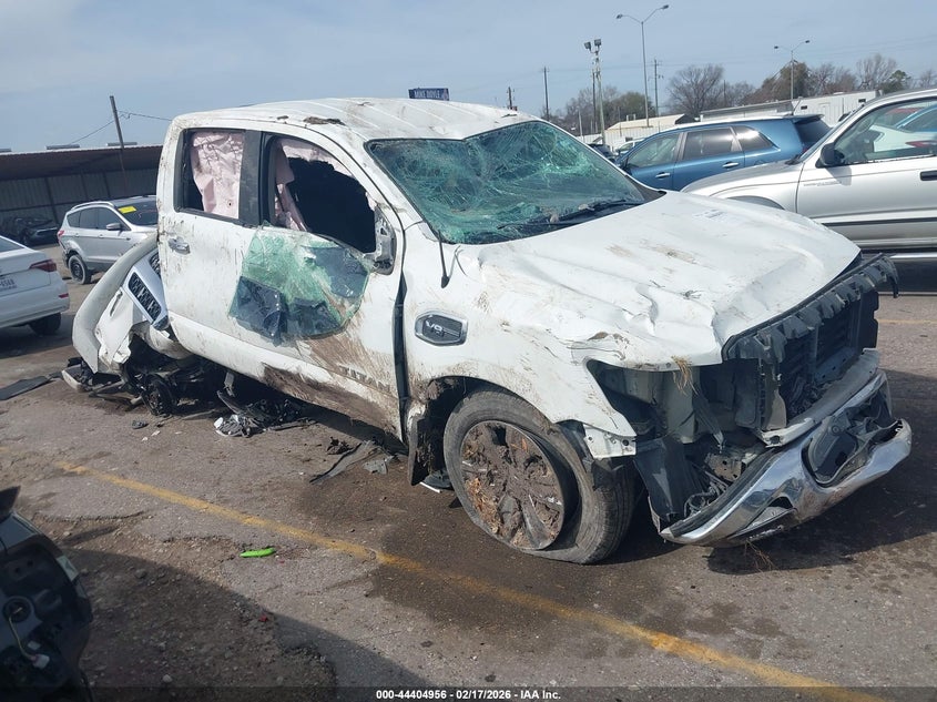 2017 Nissan Titan Sv