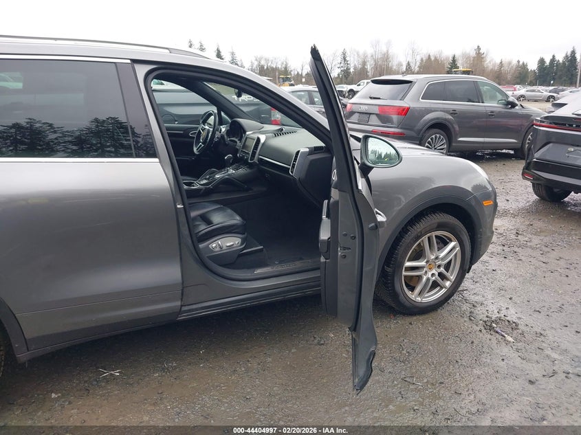 2016 Porsche Cayenne