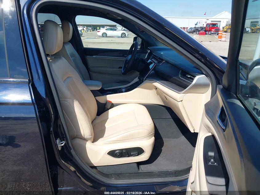 2023 Jeep Grand Cherokee L Limited 4X2