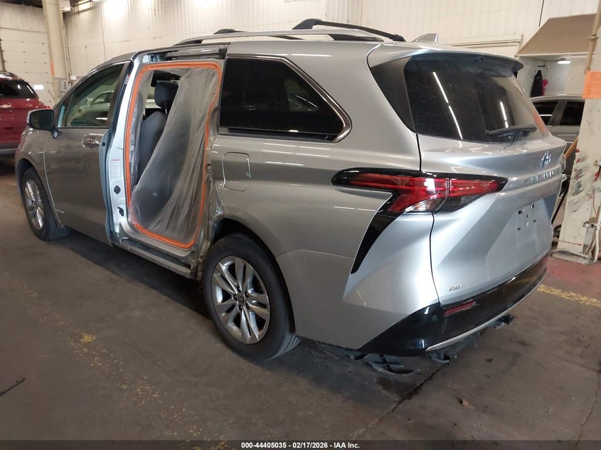 2021 Toyota Sienna Limited