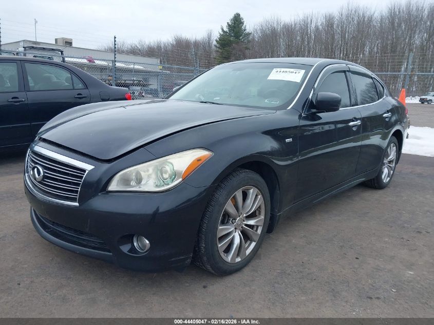 2011 Infiniti M56X